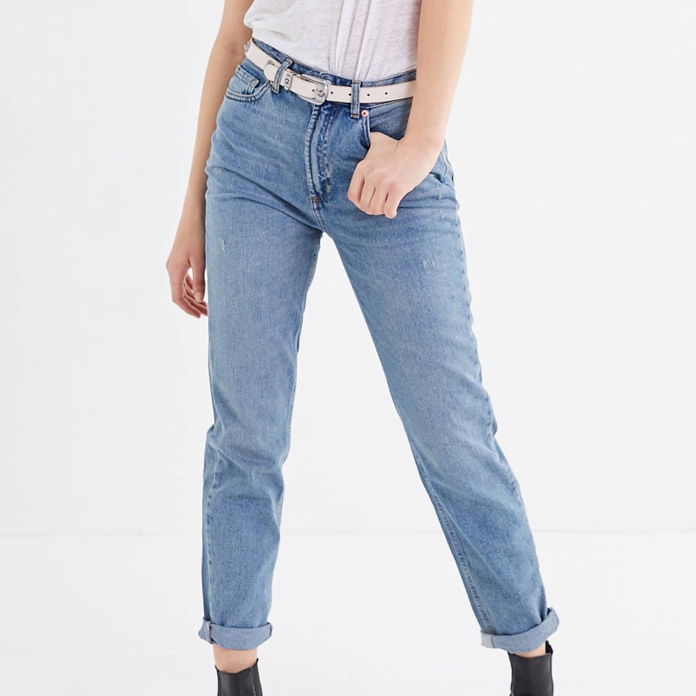 BDG Mom High Rise Jeans - Sz 27